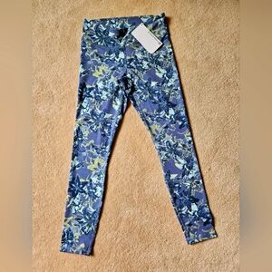 Fabletics Powerhold capri NWT, XS